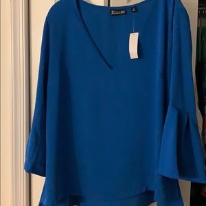 Blouse with ruffle sleeves